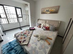 保定莲池东湖公园近未来石东湖公园 东湖金融港 可短租月付 押一付一民水民电出租房源真实图片