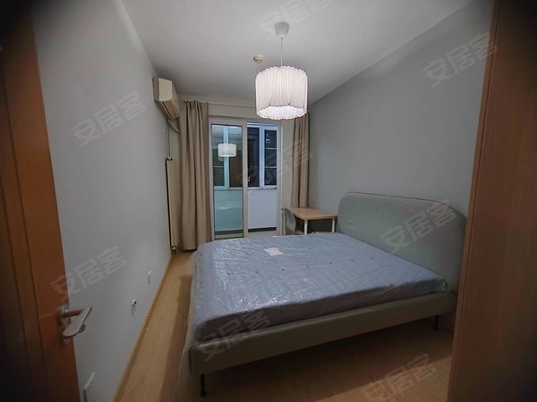 天津开发区第五大街瑞达公寓五大街永旺商场旁边保税区外包园适合两个