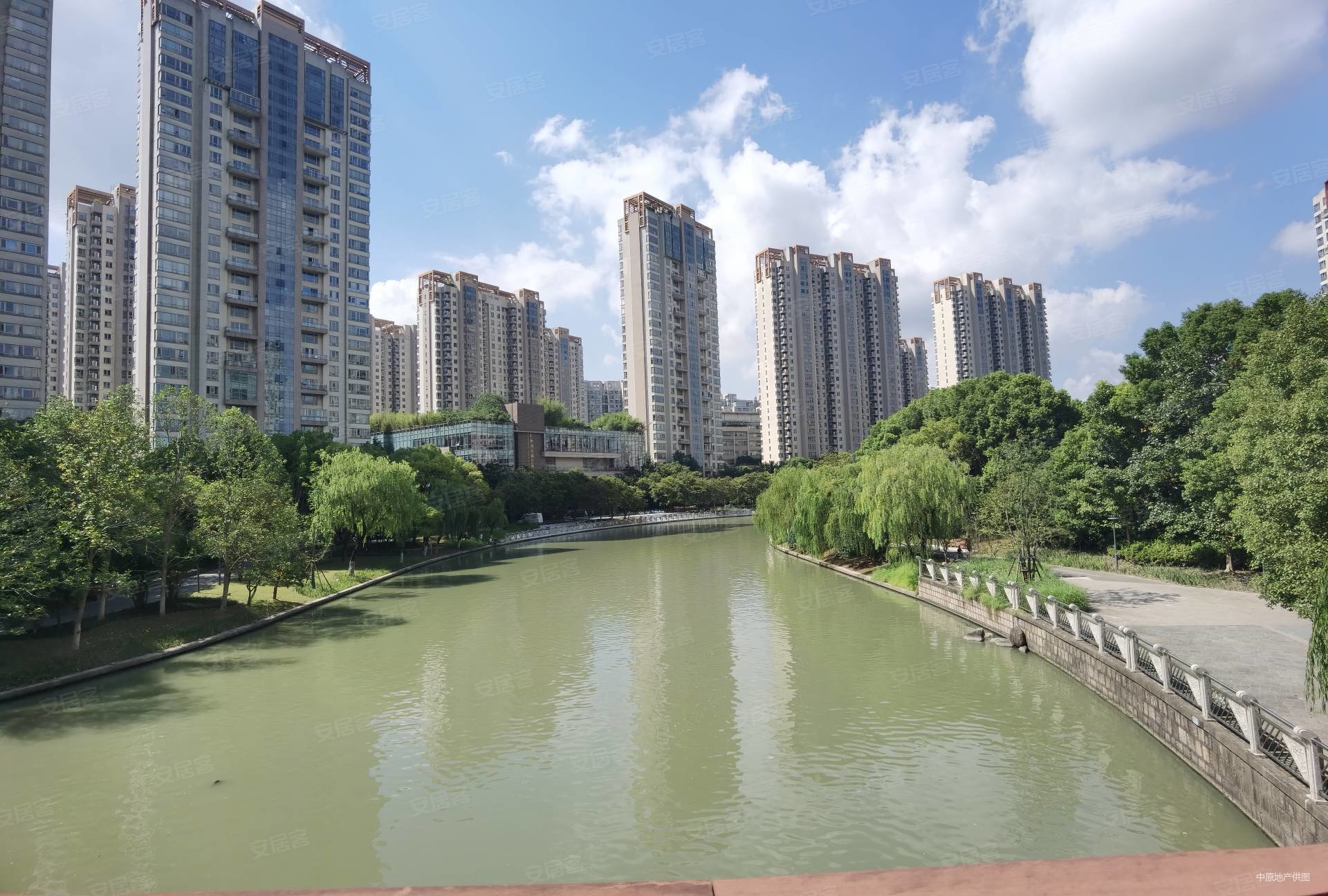 仁恒河滨城(三期)二手房,1550万,3室2厅,2卫,136.11平米-上海安居客