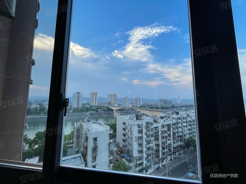 宜昌房产网>宜昌二手房>西陵二手房>cbd二手房>碧水兰庭(b区)>800_600
