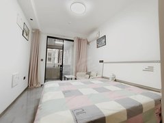 重庆九龙坡石坪桥 石坪桥精装一室整租1200 通燃气 押一付一随时看房出租房源真实图片