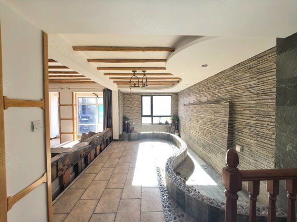 包头稀土高新区黄河大街三江尊园(别墅)租别墅找小郭 三江尊园别墅 精装修 带大院 看房方便提前联系出租房源真实图片