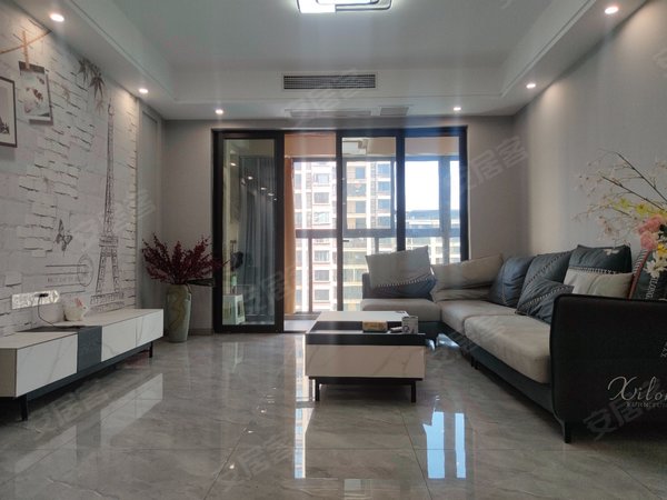 【多图】融信澜湾,龙洲湾租房,才退租 大山村轻轨站门口 可月付 价格