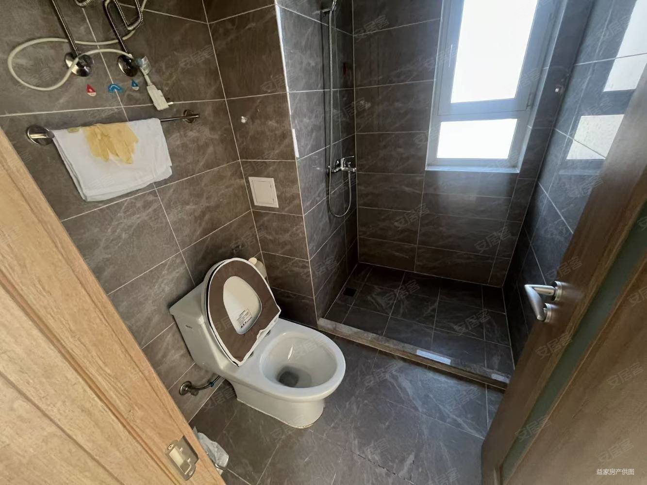 高新万科城3室2厅1卫102㎡南北59.8万