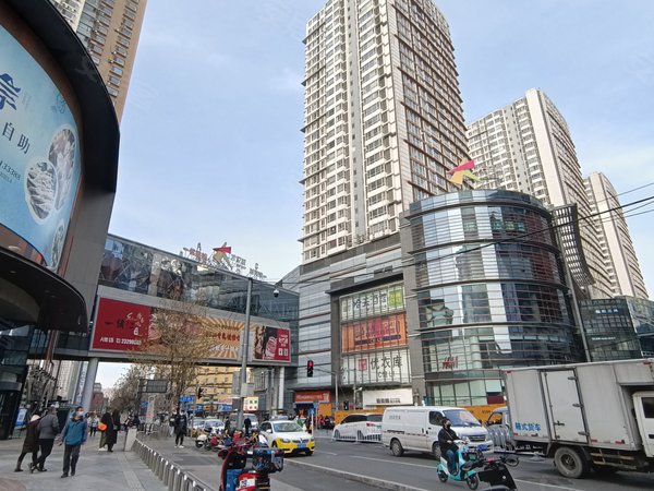 【多图】大悦城,东中街租房,押一付一 中街步行街 大悦城 63平一室 独