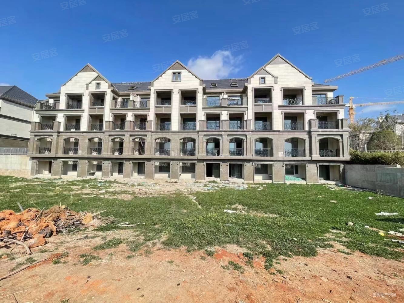 生态半岛准现房 伯利庄园开间8.