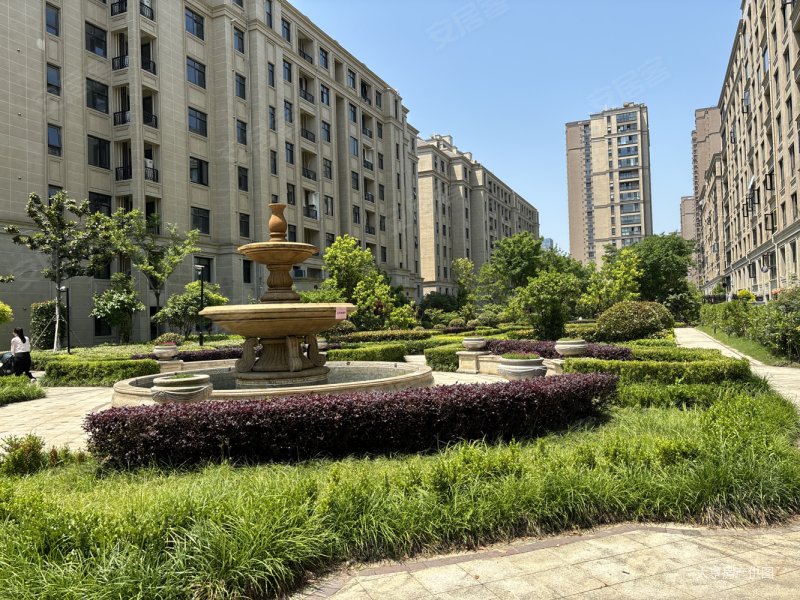 电梯洋房 大平层好房急售 小区中间位置,枫丹壹号二手房,470万,4室2厅