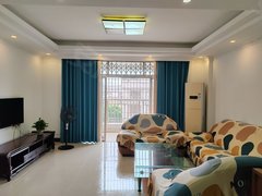 阳春春城春城城区东湖新城122精装，精致户型出租房源真实图片