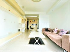 上海闵行春申温馨阳光房 房型通透白天在客厅里都要带墨镜出租房源真实图片