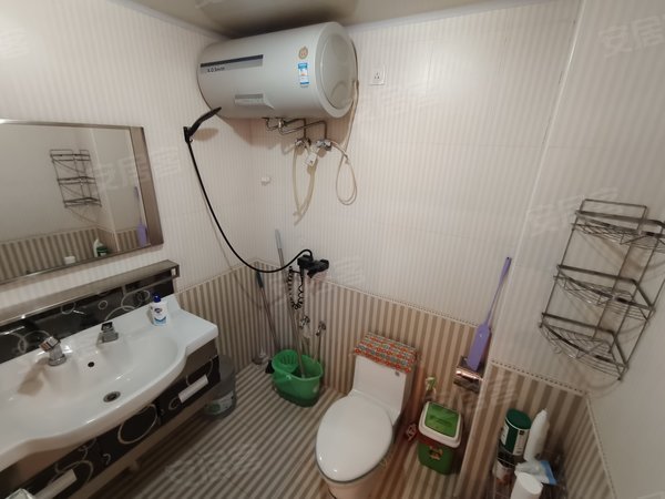 巴彦淖尔市临河临河城区四季花城一区四季花城一区 两室两厅 1125月 家电齐全 拎包入住 可看出租房源真实图片