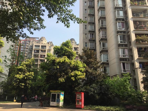 重庆渝北龙头寺保利香槟花园(c区)新!