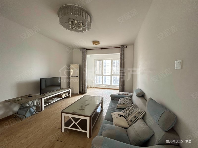 北京旁大公馆三居南北通透简装中间楼层