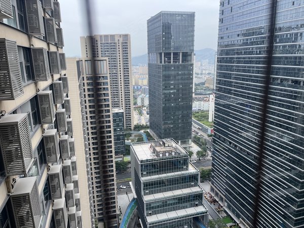 深圳宝安沙井万科星城(商住楼)沙井107旁 万科星城大1房 东南高层视野