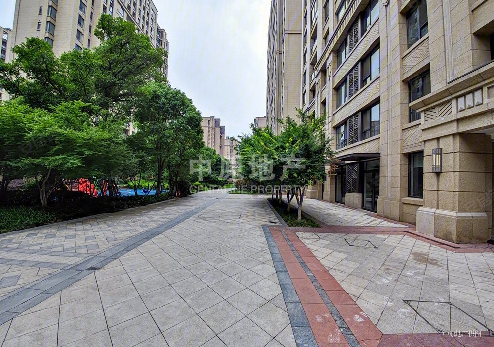 保利翡丽公馆3室1厅1卫90.74㎡南600万