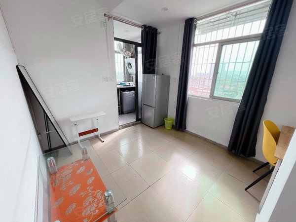 深圳宝安松岗西坊别墅区松岗西坊别墅区电梯高楼层一房一厅,采光好