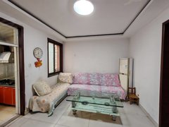 乐陵城区人民广场盛泰名都年7500！好楼层，2空调，有洗衣机和冰箱，拎包入住出租房源真实图片