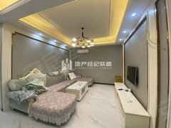 澧县财富广场市中心银谷国际附近。豪华别墅一层 温馨3房出租 周一乖致屋。出租房源真实图片