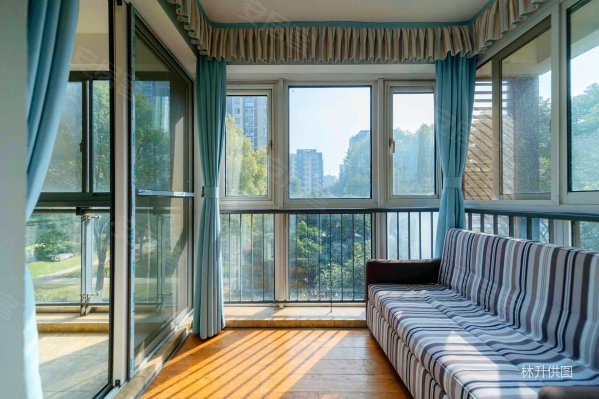 银城西堤国际第五区