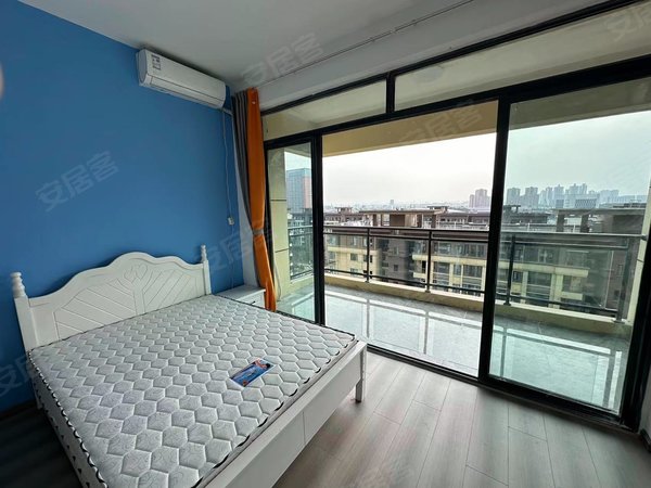 成都郫都郫筒人居柏云庭大单间带阳台!没有中介!全新家电!