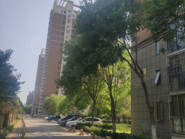 北京大兴亦庄南海家园二里南海家园3居两卫北方华创京东方康龙化成金