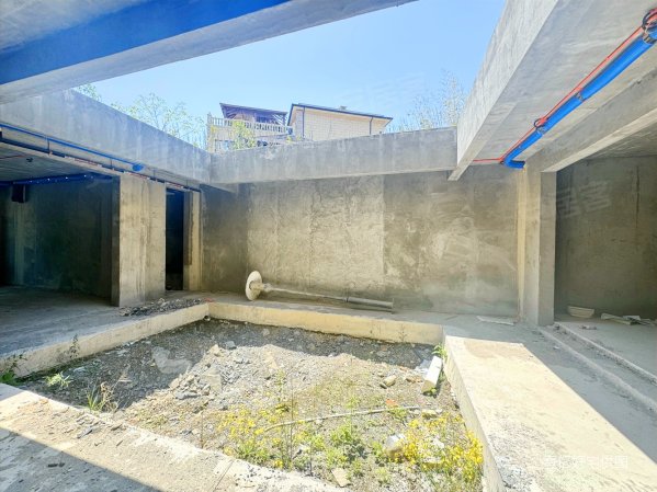 新上石湾山庄(随时看房)庄园别墅 私家花园 三面环山