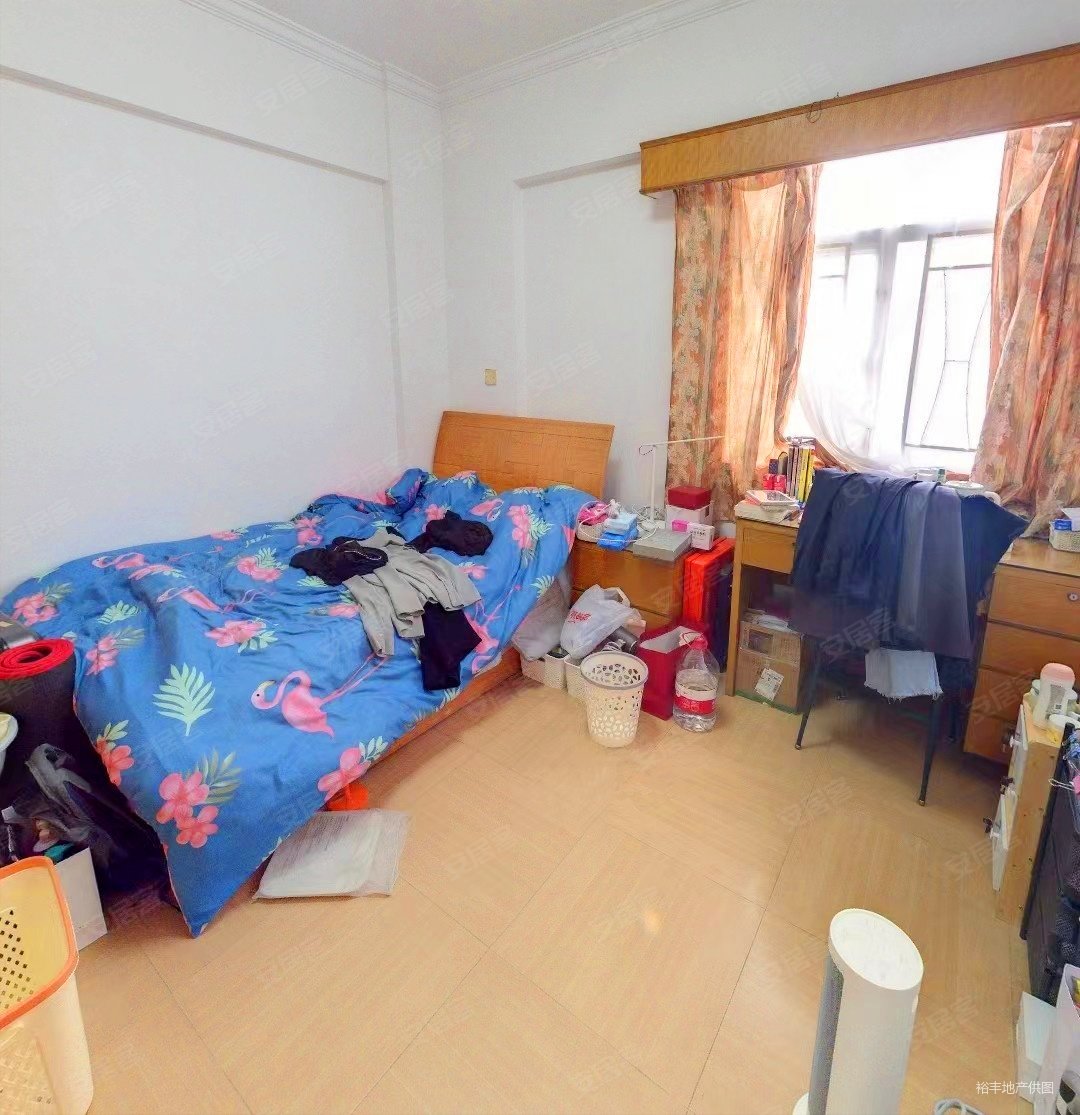 西雅苑(天河) 商圈成熟 高楼层采光充足 近地铁 电梯