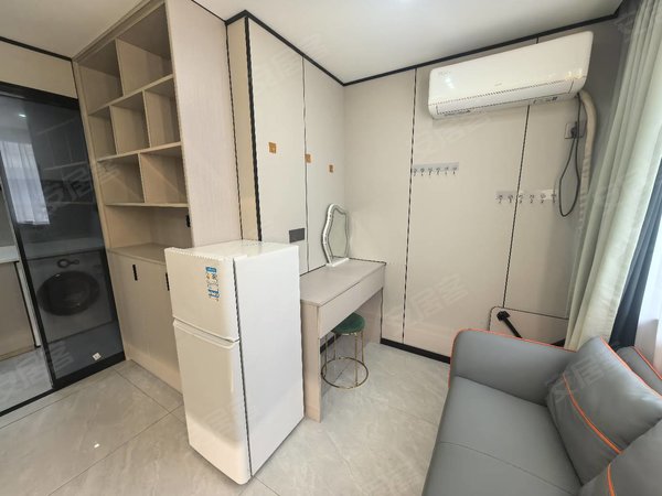 金华永康永康市区高圳路235,251号小区东站巴黎商街全智能带投影家电齐全可月付停车方便采光好出租房源真实图片