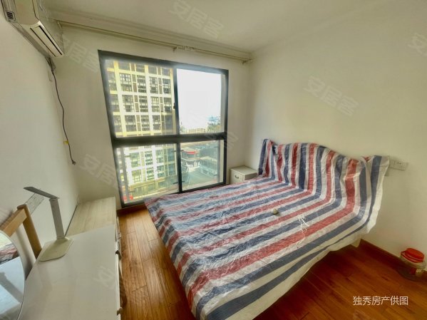 购物方便 产权清晰 小区新 朝南 中间楼层采光好 停车方便,嘉乐城二手