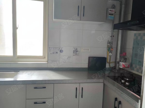 铁建水岸雅苑17栋1单元503b