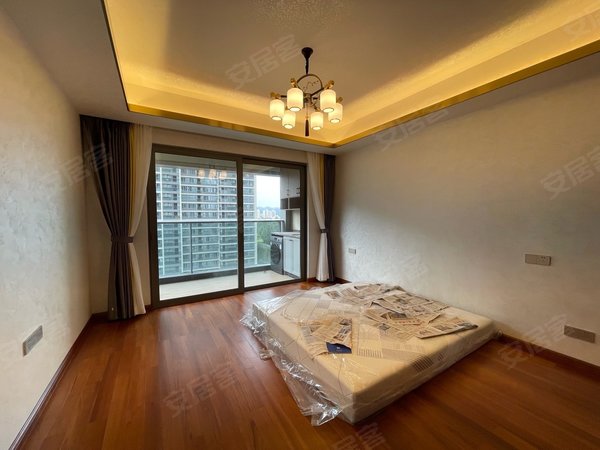 珠海高新区唐家湾翠湖香山百合苑业主忍痛割爱出租(百合苑四房)看房有