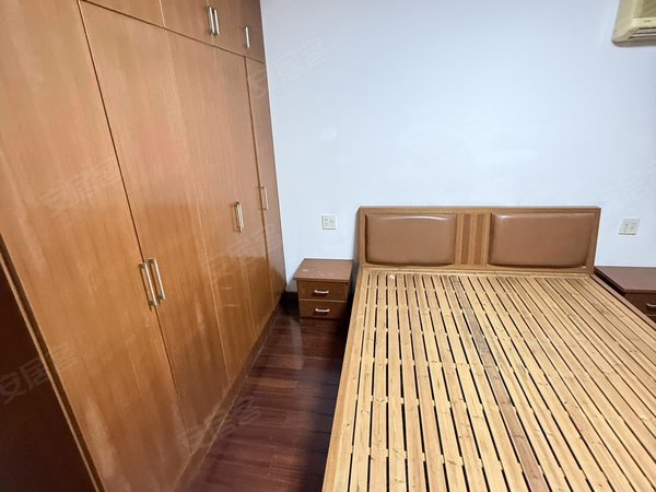 海宁长安镇农发区修川花园长安修川花园精装自住三房出租！拎包入住！出租房源真实图片