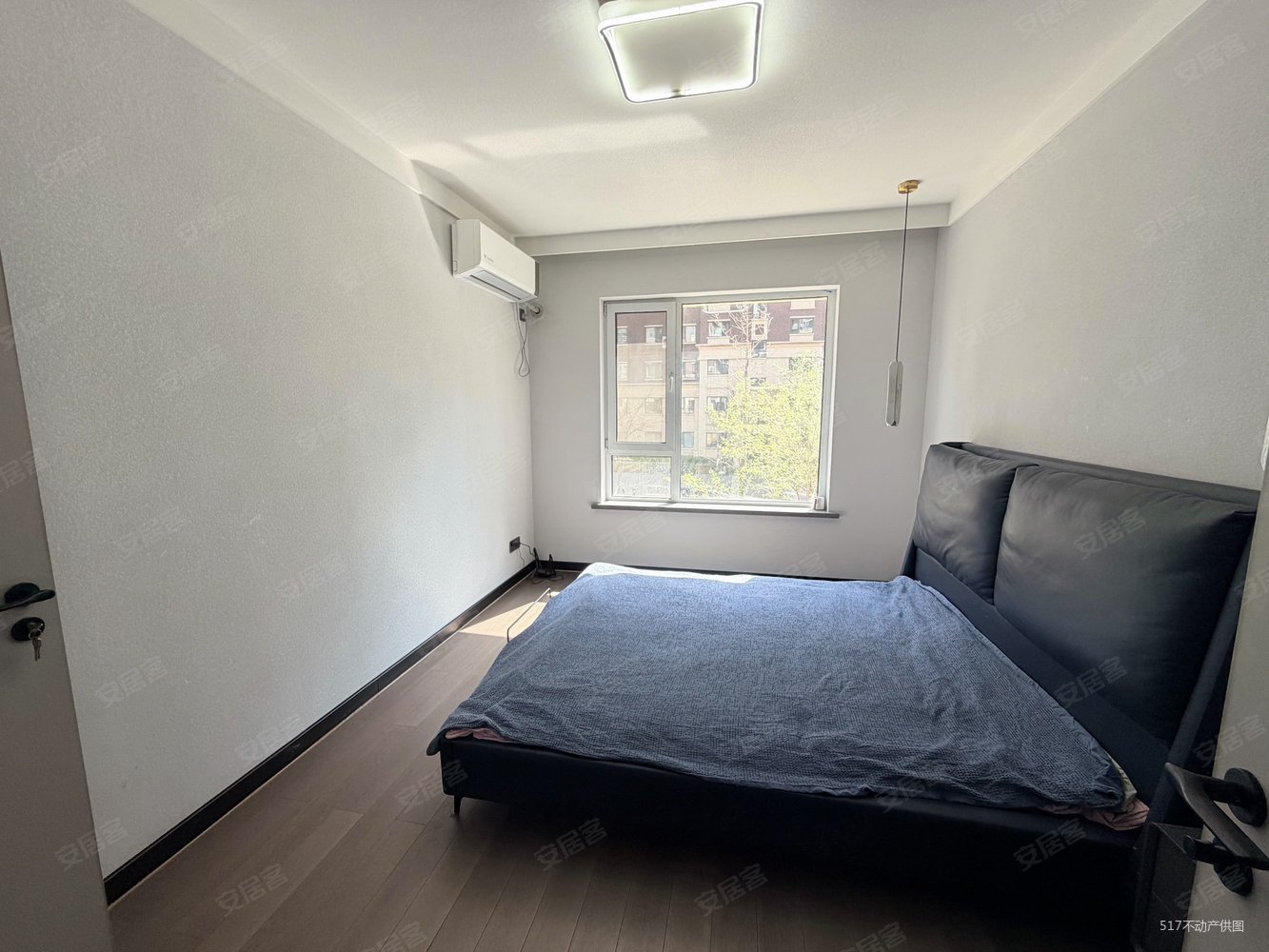 百年华府3室2厅2卫117.95㎡南北69万