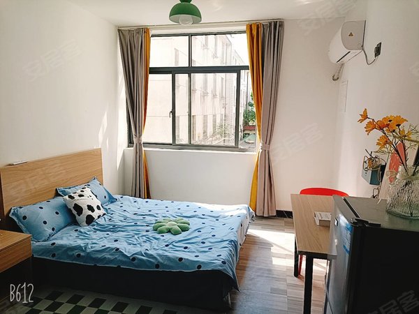 绍兴越城市区环内稽山公寓无中介首月免租金押一付一全新精装拎包入住