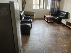 拉萨堆龙德庆拉萨火车站柳梧财富广场 2室1厅1卫朝南 拎包入住押一付一可以短租出租房源真实图片