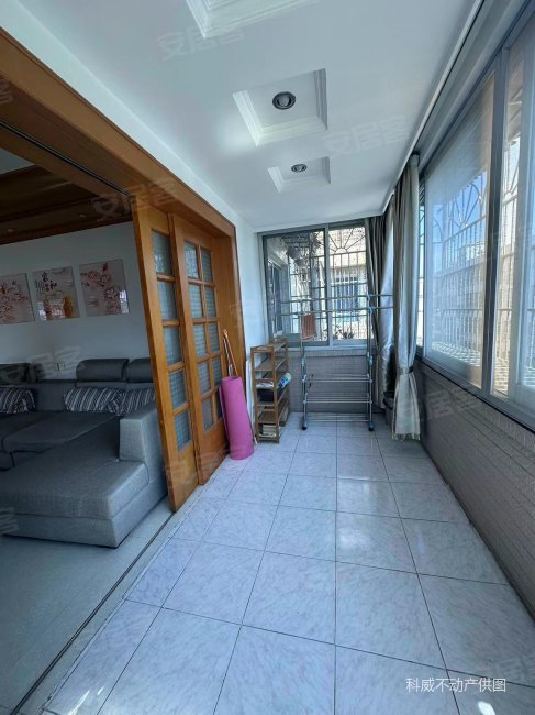 金鹰花园 家门口的食言  小区   精装干净清爽 全天光照