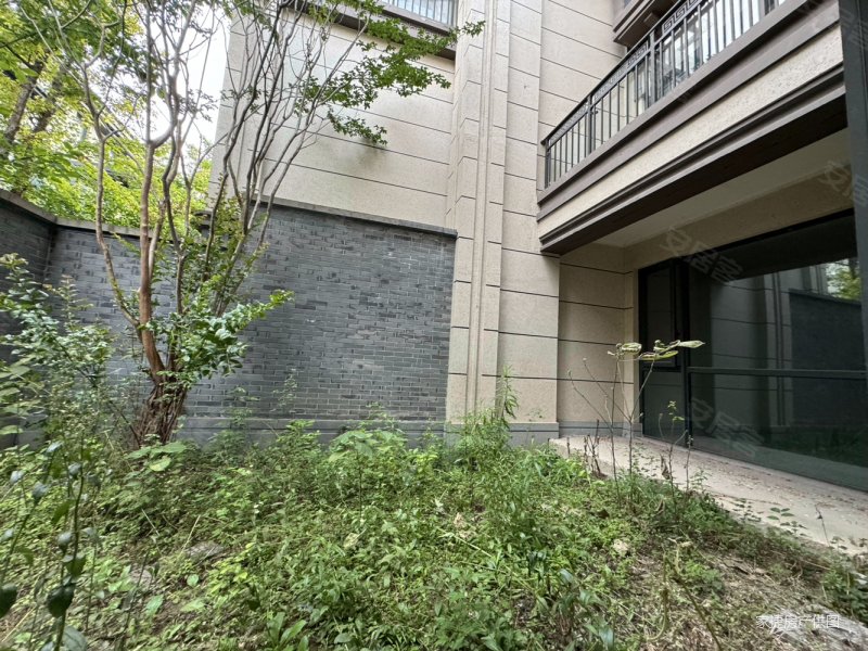 新中式风格建发独墅湾联排别墅 地下两层地上三层 小区环境优美