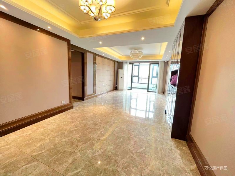 恒大龙奥御苑 满二 高楼层采光充足 精装修 交通便利