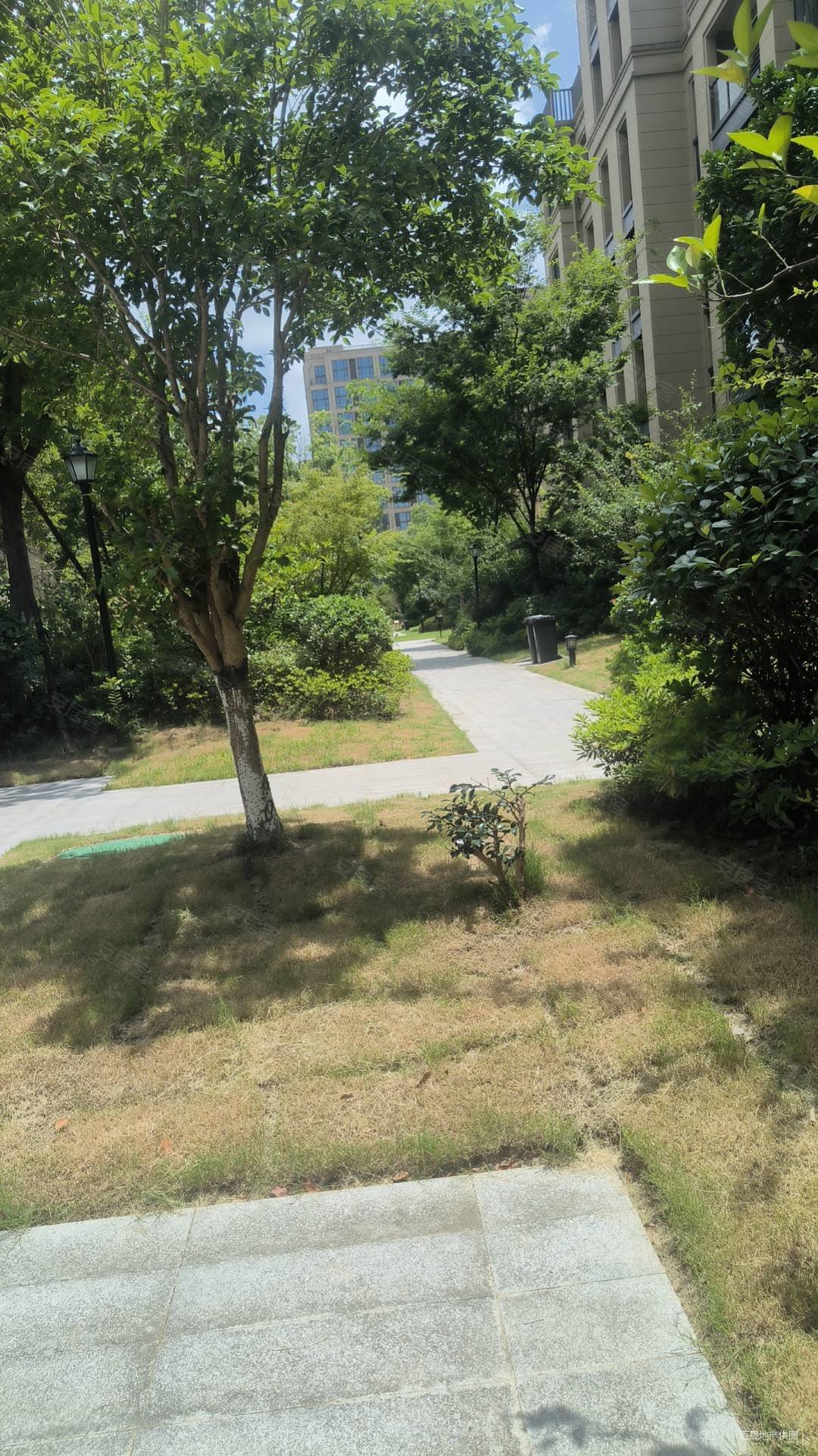 嘉兴房产网>嘉兴二手房>海宁二手房>斜桥镇二手房>卡森卫星城名庭园>