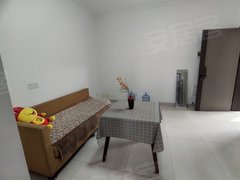 醴陵太一商城醴陵市区城南大道 12月9号上新 电梯单身公寓 家具家电齐全！出租房源真实图片