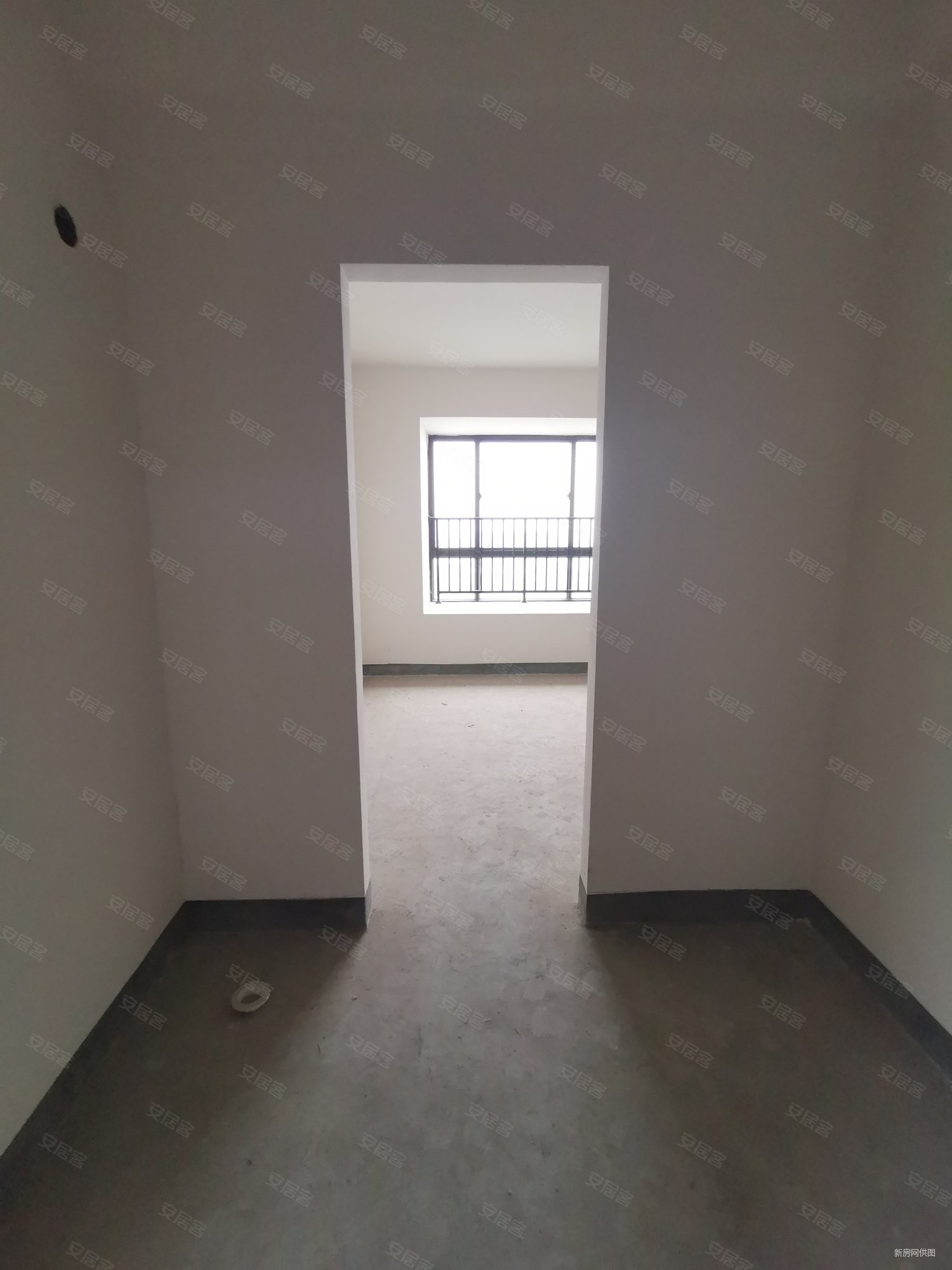 太湖新城 楼龄新 有电梯 低容积 高楼层视野好 商品房