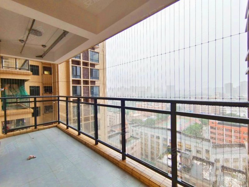 水口中心小区精装四房100万 一城悦府精装大四房 拎包入住