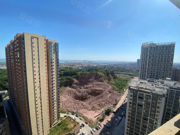 防城港港口桃花湾广场碧宸西海岸港口区!桃花湾广场旁3房!海景房!