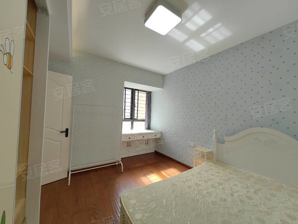 福州仓山金山大道新榕金城湾新出地铁口桔园洲站江南水都小学橘园洲