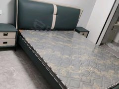 阜宁阜宁开发区金沙湖阜宁中心前排，电梯10楼精装修西边户三室两厅双卫，包入住。出租房源真实图片