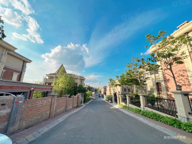 长春房产网>长春二手房>净月二手房>福业广场二手房>御翠园长春>