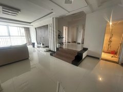 怀化鹤城城中湖南医药学院总医院新中医院附近 云龙花园电梯三房 免费停车出租房源真实图片