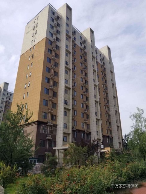 首付150满五年三居 亦庄南海家园客厅双卧朝南