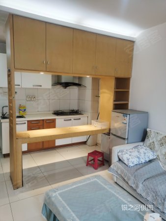 急售高新水晶岛 70住宅 一室价可刀 双气双地铁 高新第二