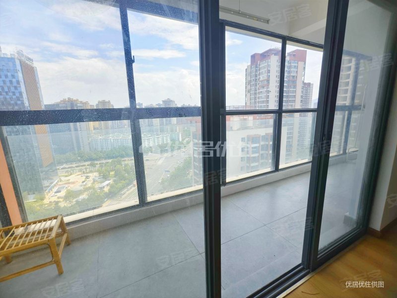 润城1区 精装 88平 南北通透 电梯房 楼层好 视野