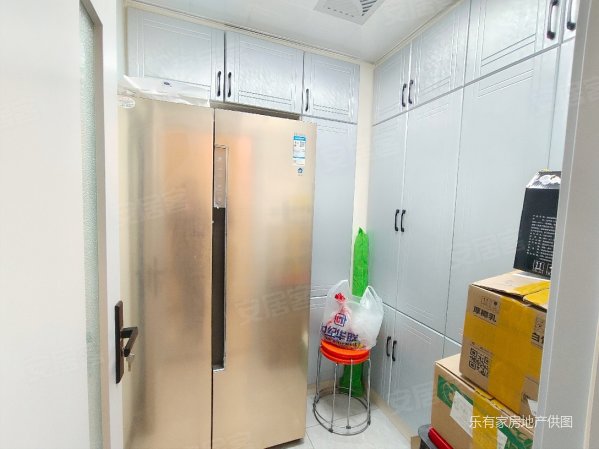 大名城珑域西区3室2厅2卫112㎡南北64万